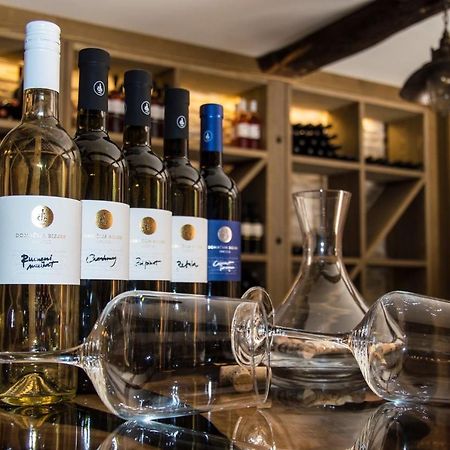 Ranch Marina Hotel Koce Ngoại thất bức ảnh