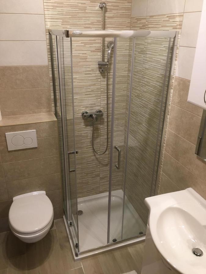 Ranch Marina Hotel Koce Ngoại thất bức ảnh
